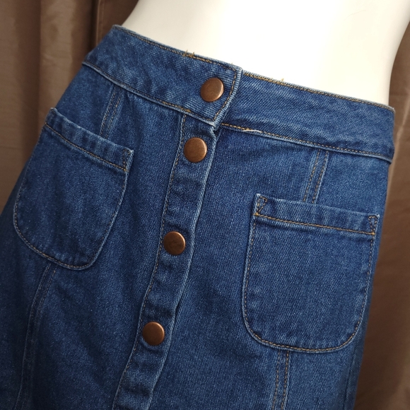 Brandy Melville Women's Jean Skirt - Size: 28 - Color: Blue - NWOT - Picture 3 of 9